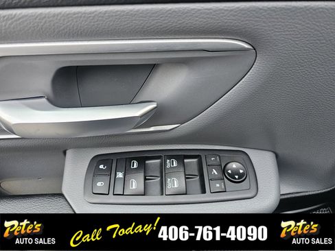 Used 2020 RAM 1500 Big Horn AWD/4WD image 23