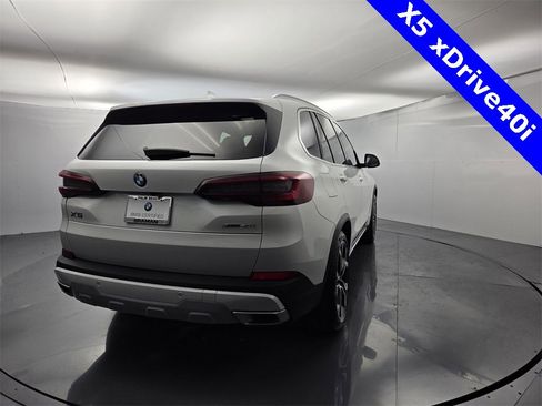 Used 2023 BMW X5 xDrive40i w/ Premium Package image 13