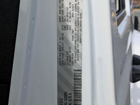 Used 2022 Jeep Gladiator Overland w/ LED Lighting Group image 37