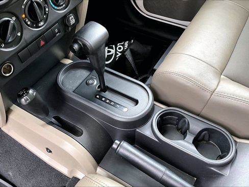 Used 2008 Jeep Wrangler X image 14