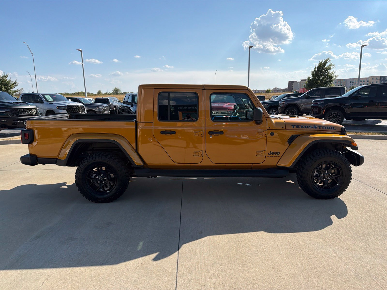 New 2026 Jeep Gladiator Sport AWD/4WD image 6