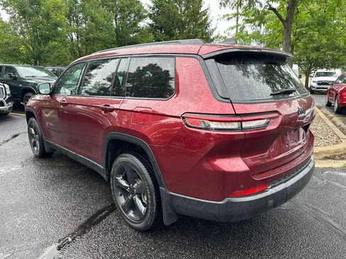 Used 2023 Jeep Grand Cherokee L Laredo AWD/4WD image 7