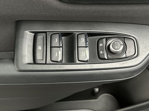 Used 2024 Subaru Ascent Limited w/ Technology Package image 17