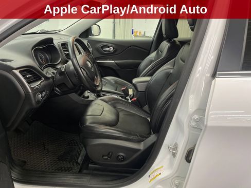 Used 2020 Jeep Cherokee Latitude Plus w/ Cold Weather Group image 11