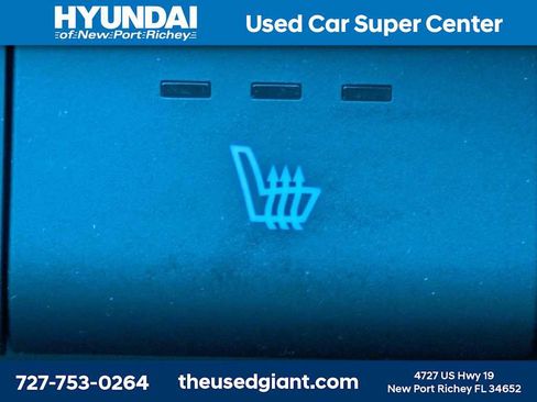 Used 2023 Hyundai Elantra Limited w/ Preferred Accessory Package FWD image 24
