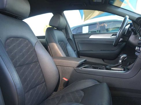 Used 2019 Hyundai Sonata Sport w/ Winter Weather Package image 15