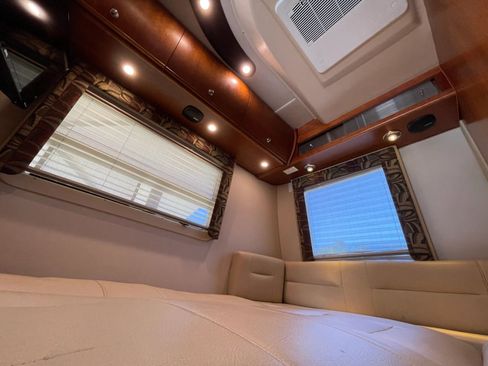 Used 2013 Mercedes-Benz Sprinter 3500 image 36