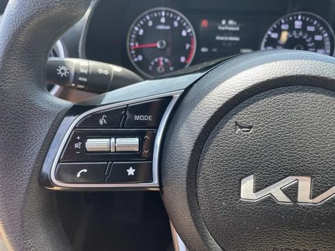 Used 2024 Kia Forte LXS w/ LXS Technology Package FWD image 25