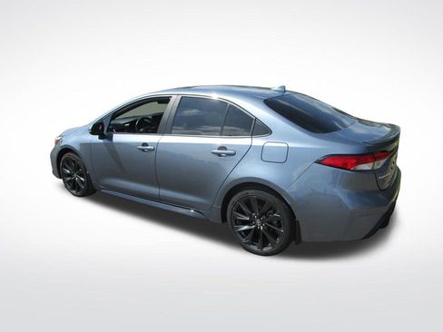 Used 2024 Toyota Corolla SE FWD image 4