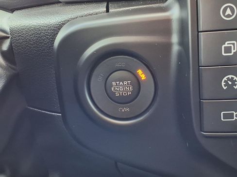 Used 2023 Jeep Wrangler Unlimited Sport AWD/4WD image 13