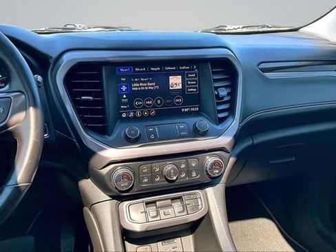 Used 2020 GMC Acadia AT4 w/ Driver Alert Package II AWD/4WD image 9