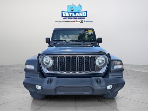 Used 2024 Jeep Wrangler Unlimited Sport AWD/4WD image 19