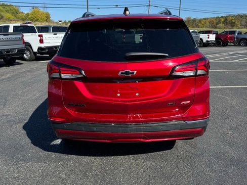 Used 2022 Chevrolet Equinox RS w/ RS Leather Package image 5