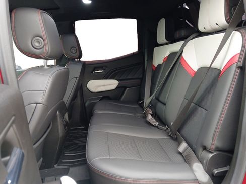 Used 2024 GMC Canyon AT4X w/ AT4X AEV Edition image 13