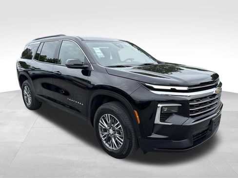 Used 2026 Chevrolet Traverse LT AWD/4WD image 8