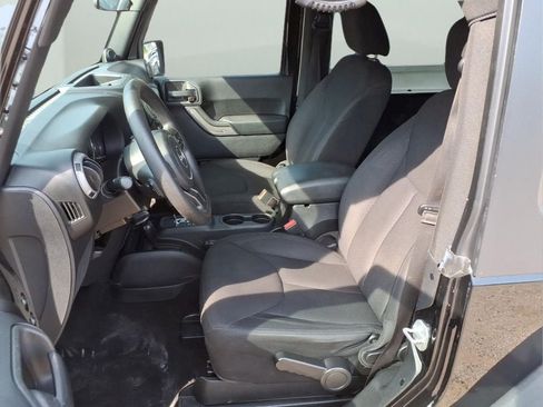 Used 2014 Jeep Wrangler Sport AWD/4WD image 29