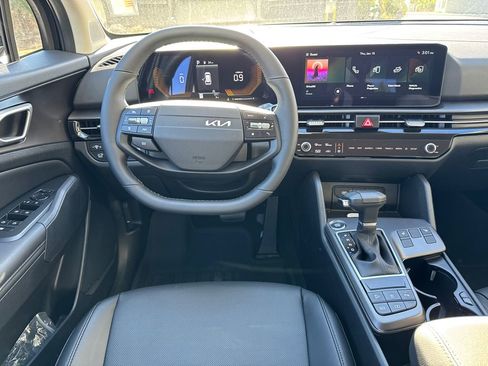 New 2026 Kia Sportage EX image 24