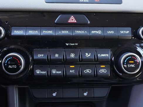 Used 2018 Kia Sportage EX AWD/4WD image 40
