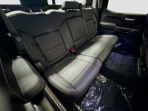 Used 2019 Chevrolet Silverado 1500 LT Trail Boss AWD/4WD image 14