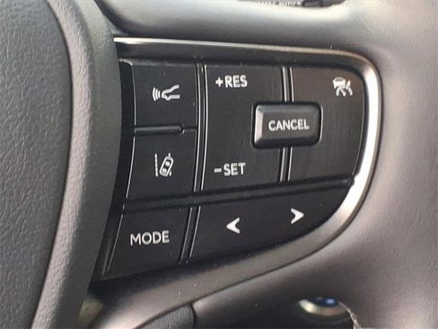 Certified 2021 Lexus ES 300h w/ Premium Package image 14