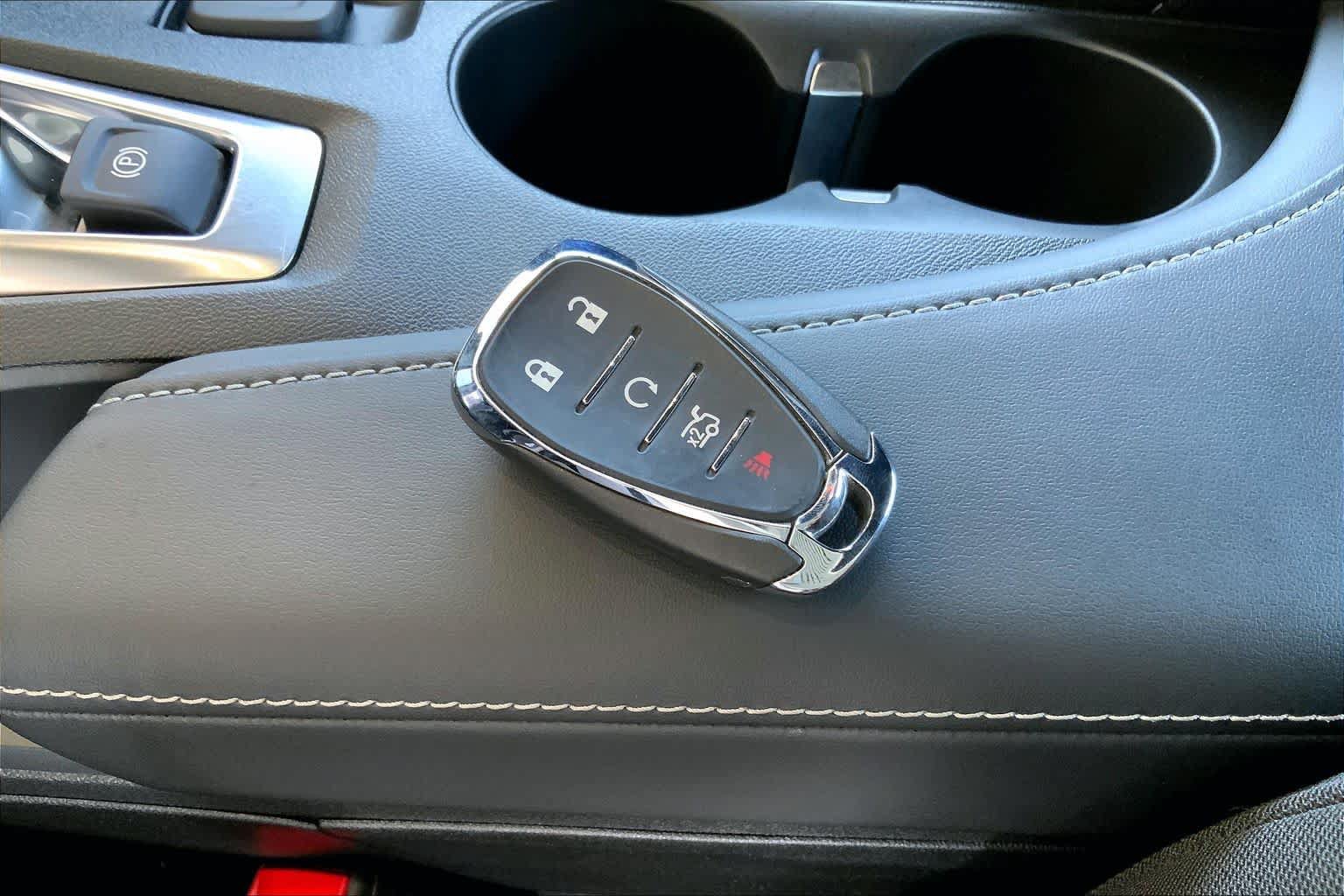 Used 2021 Chevrolet Camaro SS RWD image 15