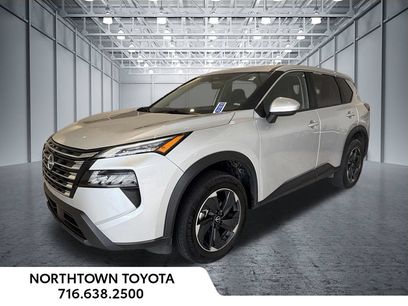Used 2025 Nissan Rogue SV