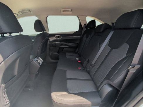 New 2026 Kia Sorento LX FWD image 19