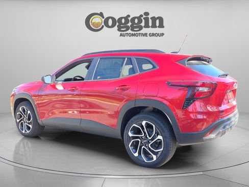 New 2026 Chevrolet Trax RS w/ Driver Confidence Package image 4