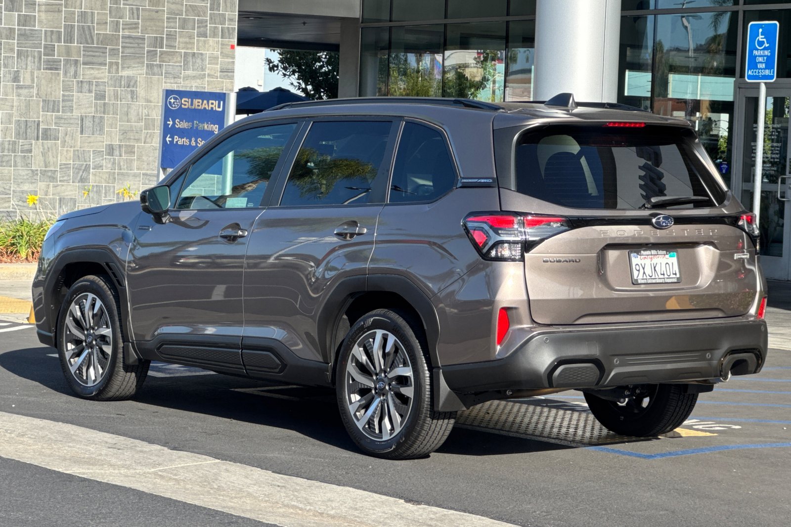 Certified 2025 Subaru Forester Touring w/ Protection Package (1PH) AWD/4WD image 6