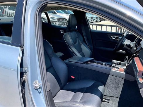 Used 2024 Volvo S60 B5 Plus AWD/4WD image 9