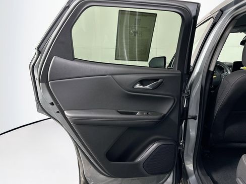 Used 2025 Chevrolet Blazer LT FWD image 25