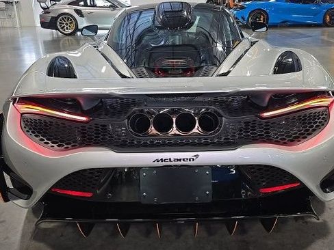 Used 2021 McLaren 765LT RWD image 7