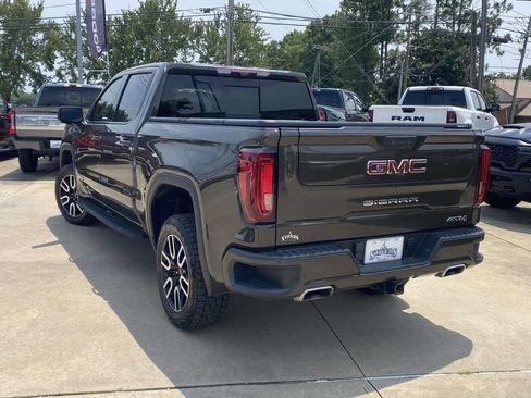 Used 2024 GMC Sierra 1500 AT4 w/ Technology Package AWD/4WD image 40