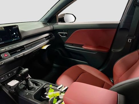 New 2025 Kia K4 GT-Line image 25