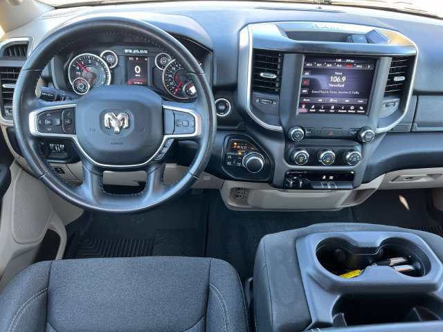 Used 2019 RAM 1500 Big Horn AWD/4WD image 3