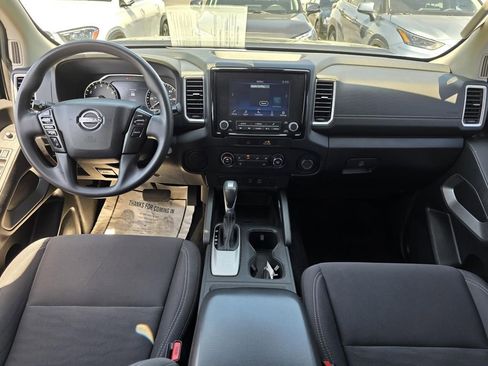 Used 2022 Nissan Frontier SV RWD image 26