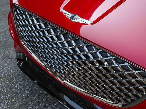 Used 2024 Genesis GV70 2.5T w/ Sport Prestige Package image 8