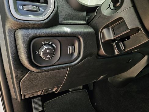 New 2026 RAM 2500 Tradesman AWD/4WD image 14