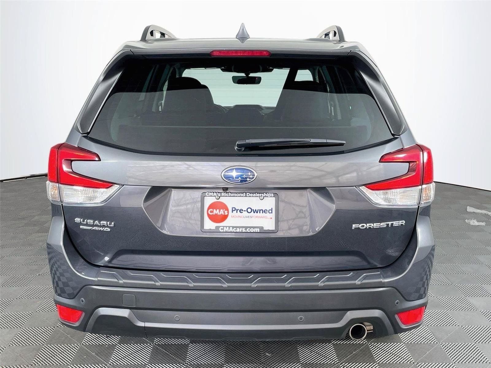 Certified 2023 Subaru Forester Limited AWD/4WD image 9