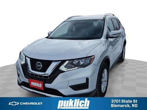 Used 2019 Nissan Rogue SV image 1