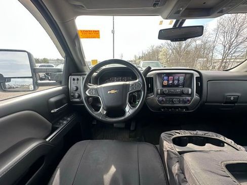 Used 2017 Chevrolet Silverado 2500 LT w/ LT Convenience Package image 18