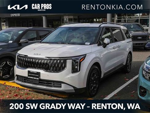 Used 2025 Kia Carnival EX image 1