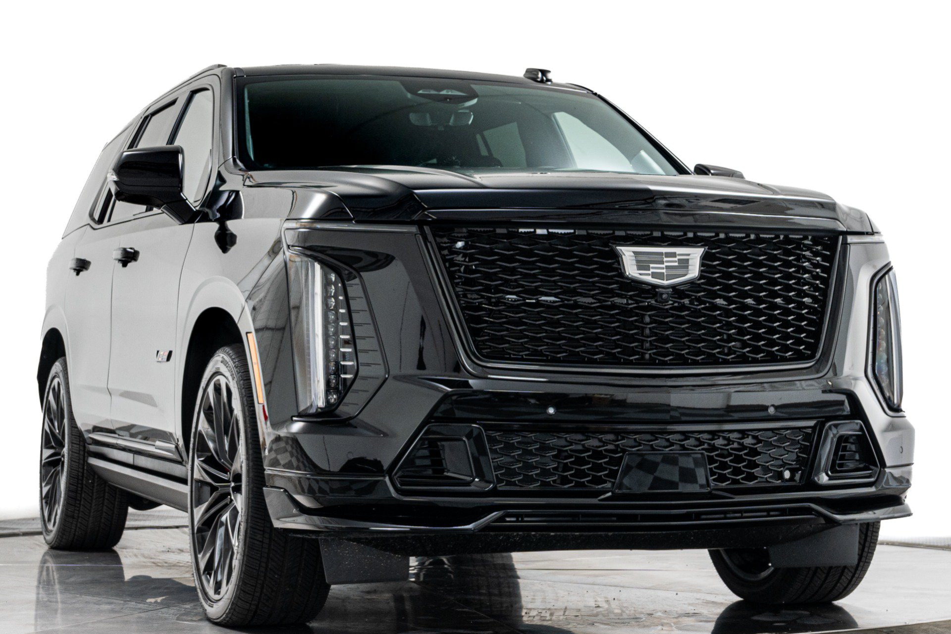 Used 2026 Cadillac Escalade V w/ LPO, ONYX Package AWD/4WD image 3