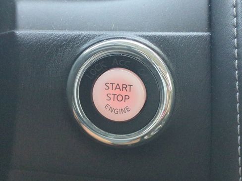 Used 2017 Nissan Armada Platinum w/ Captain Seat Package image 31