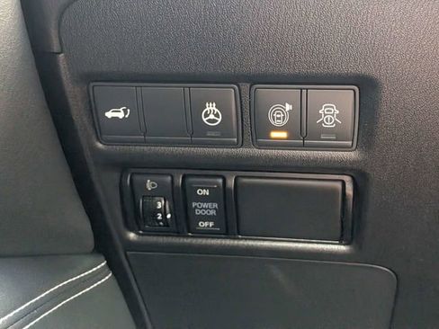 Used 2021 INFINITI QX80 Luxe image 30