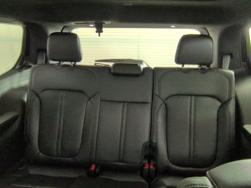 New 2026 Jeep Grand Wagoneer 4WD image 27