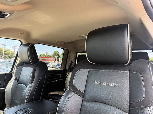 Used 2022 RAM 2500 Laramie AWD/4WD image 17