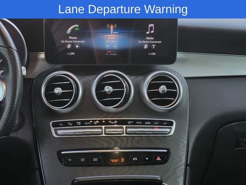 Used 2021 Mercedes-Benz GLC 300 image 13