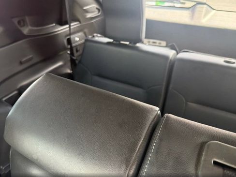 Used 2022 Mitsubishi Outlander SEL AWD/4WD image 14