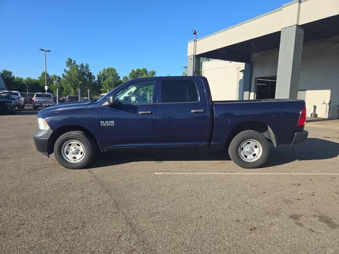 Used 2018 RAM 1500 Tradesman w/ Protection Group AWD/4WD image 8